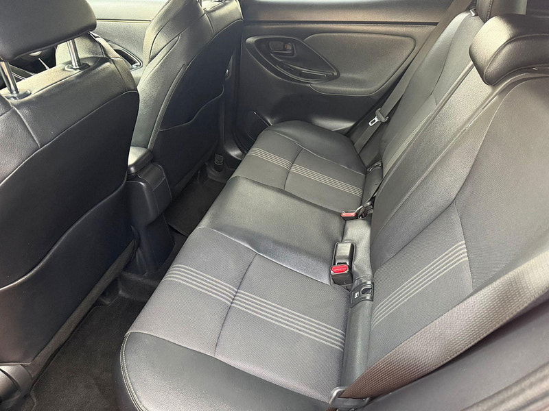 Toyota Yaris Cross 1.5 VVT-h Dynamic E-CVT AWD Euro 6 (s/s) 5dr 5dr Automatic 2025