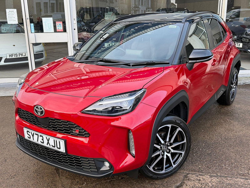 Toyota Yaris Cross 1.5 VVT-h GR SPORT E-CVT Euro 6 (s/s) 5dr 5dr Automatic 2026