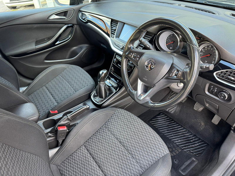 Vauxhall Astra 1.4i SRi Euro 6 5dr 5dr Manual 2025