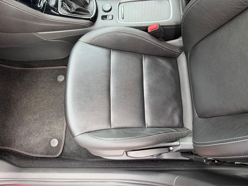 Vauxhall Astra 1.4i Turbo Elite Nav Euro 6 5dr 5dr Manual 2026