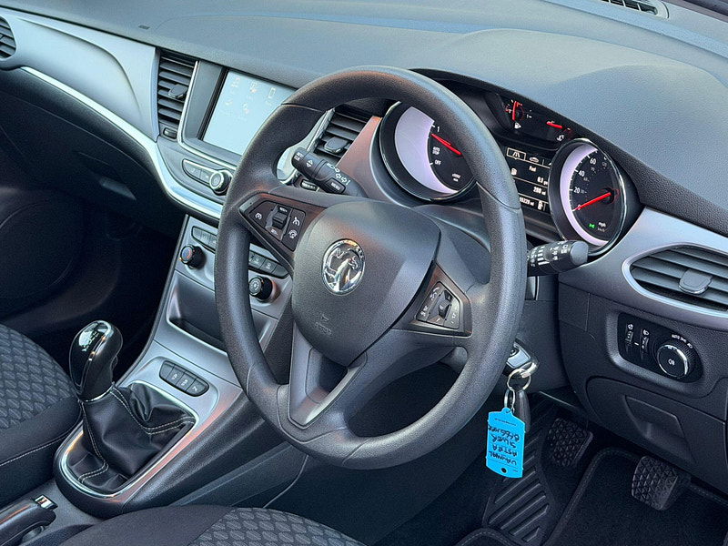 Vauxhall Astra 1.6 CDTi BlueInjection Design Euro 6 (s/s) 5dr 5dr Manual 2025