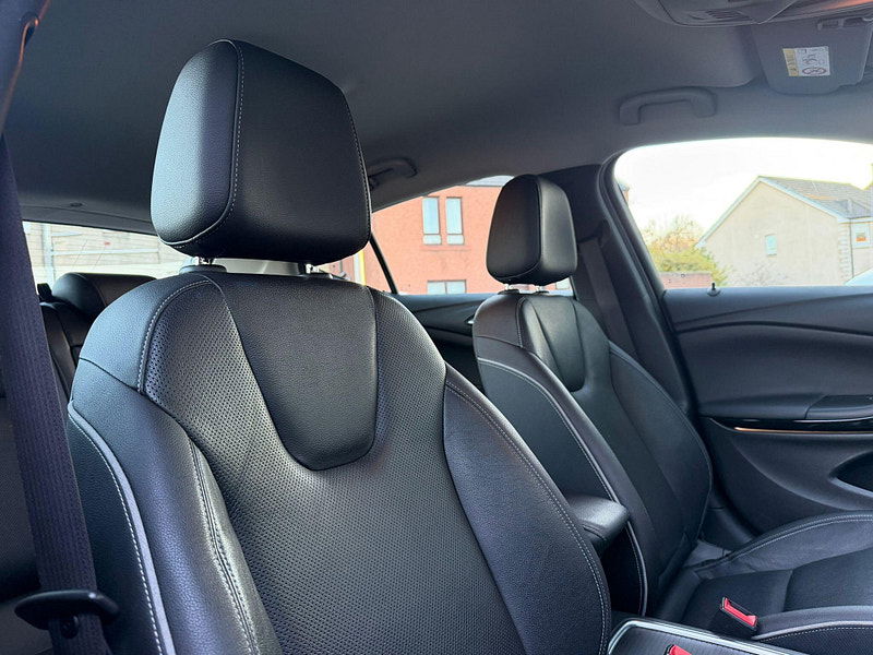 Vauxhall Astra 1.6 CDTi BlueInjection Elite Nav Euro 6 (s/s) 5dr 5dr Manual 2025