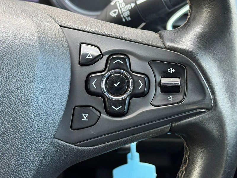 Vauxhall Astra 1.6 CDTi BlueInjection SRi Nav Euro 6 (s/s) 5dr 5dr Manual 2025