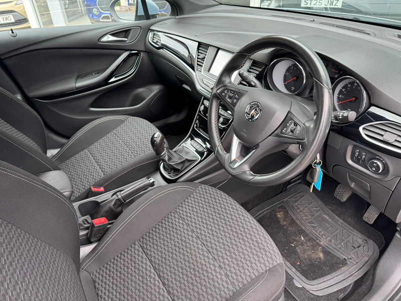 Vauxhall Astra 1.6 CDTi SRi Sports Tourer Euro 6 5dr 5dr Manual 2025