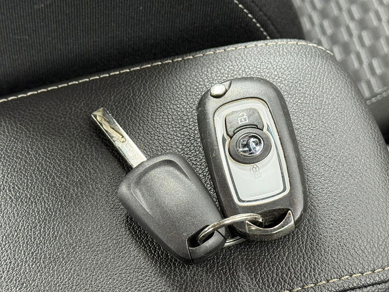 Vauxhall Astra 1.6 CDTi SRi Sports Tourer Euro 6 5dr 5dr Manual 2025