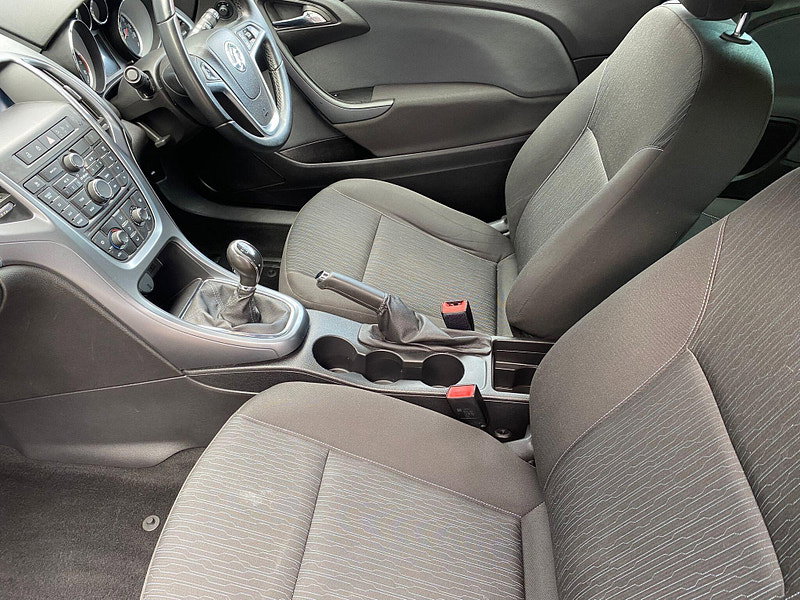 Vauxhall Astra GTC 1.4i Turbo Limited Edition Euro 6 (s/s) 3dr 3dr Manual 2026