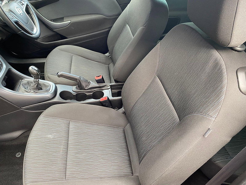 Vauxhall Astra GTC 1.4i Turbo Limited Edition Euro 6 (s/s) 3dr 3dr Manual 2026