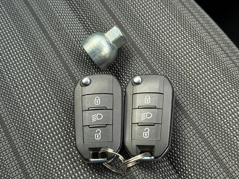 Vauxhall Combo Life 1.5 Turbo D SE Euro 6 (s/s) 5dr 5dr Manual 2026