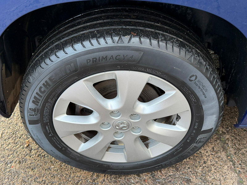 Vauxhall Combo Life 1.5 Turbo D SE Euro 6 (s/s) 5dr 5dr Manual 2026