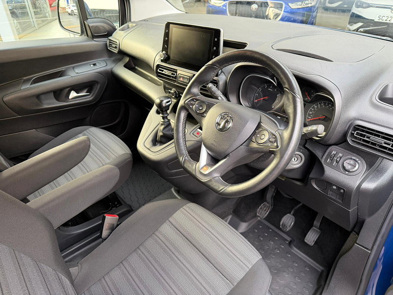 Vauxhall Combo Life 1.5 Turbo D SE Euro 6 (s/s) 5dr 5dr Manual 2026