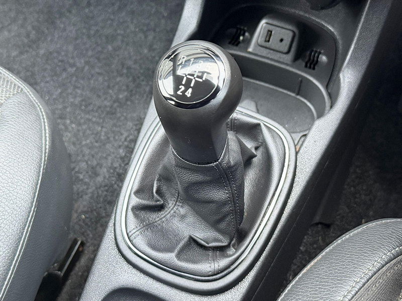 Vauxhall Corsa 1.2 16V Excite Euro 5 5dr 5dr Manual 2025