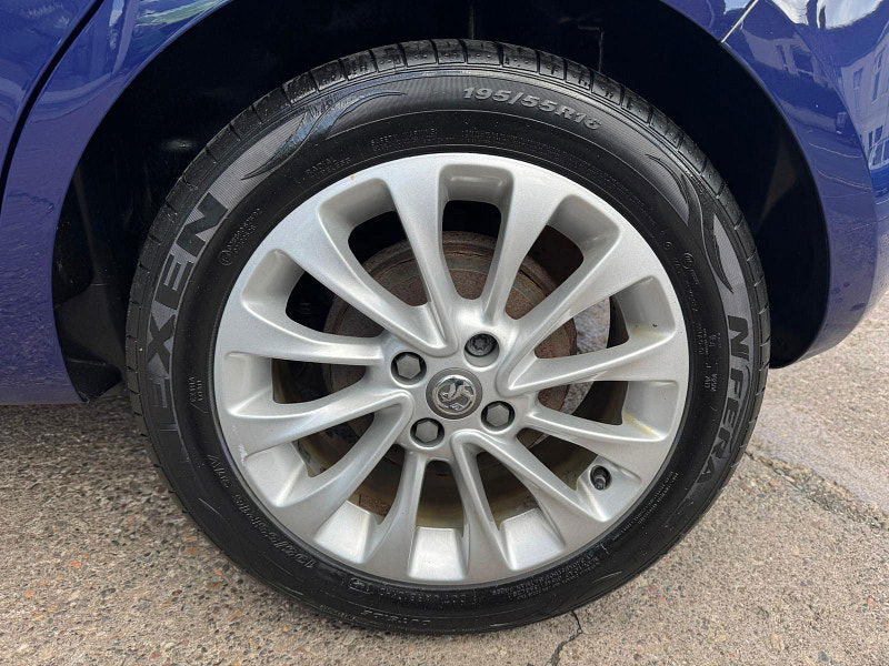 Vauxhall Corsa 1.4i ecoTEC SE Euro 6 5dr 5dr Manual 2025