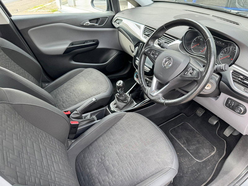 Vauxhall Corsa 1.4i ecoTEC SE Nav Euro 6 5dr 5dr Manual 2025
