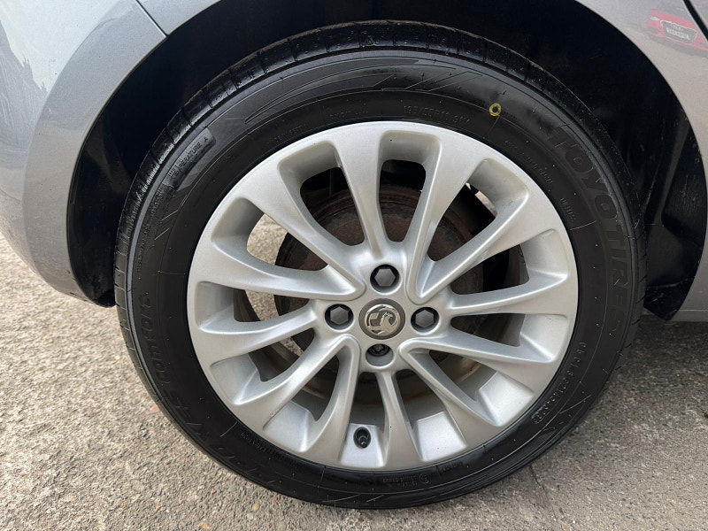 Vauxhall Corsa 1.4i ecoTEC SE Nav Euro 6 5dr 5dr Manual 2025