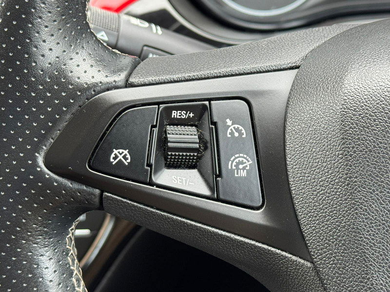 Vauxhall Corsa 1.4i ecoTEC SRi VX Line Nav Black Euro 6 5dr 5dr Manual 2025