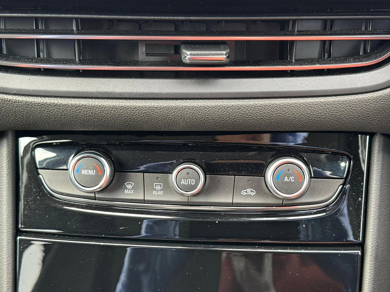 Vauxhall Grandland 1.6 14.2kWh GS Auto Euro 6 (s/s) 5dr 5dr Automatic 2026