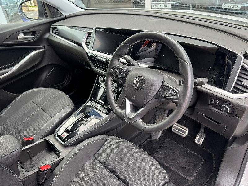 Vauxhall Grandland 1.6 14.2kWh GS Auto Euro 6 (s/s) 5dr 5dr Automatic 2025