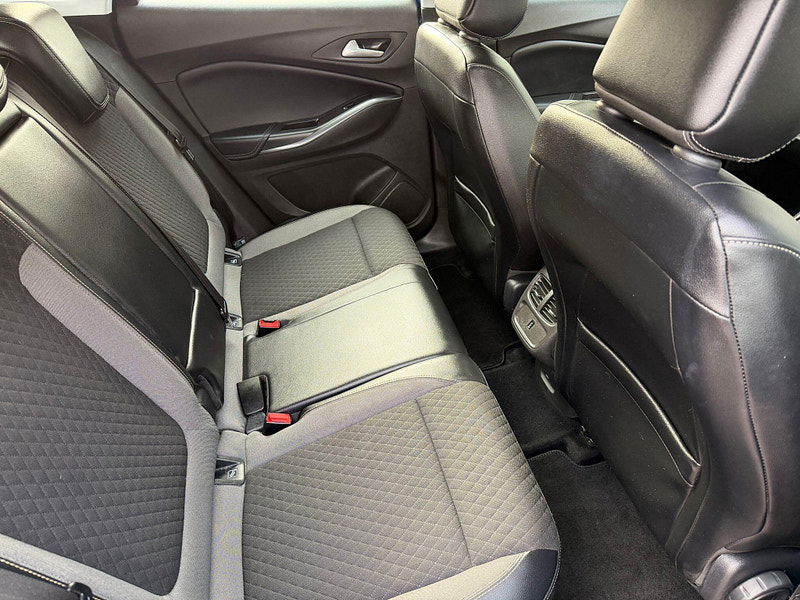 Vauxhall Grandland X 1.2 Turbo Sport Nav Auto Euro 6 (s/s) 5dr 5dr Automatic 2026