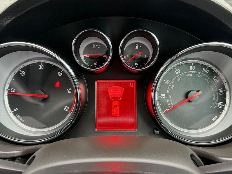 Vauxhall Insignia 2.0 CDTi Elite Nav Auto Euro 5 5dr 5dr Automatic 2026