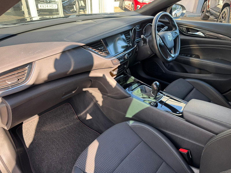 Vauxhall Insignia 2.0 Turbo D BlueInjection SRi VX Line Nav Grand Sport Euro 6 (s/s) 5dr 5dr Manual 2025