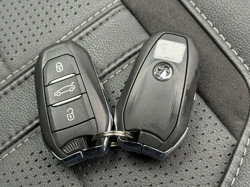 Vauxhall Mokka electric 50kWh Ultimate Auto 5dr 5dr Automatic 2026