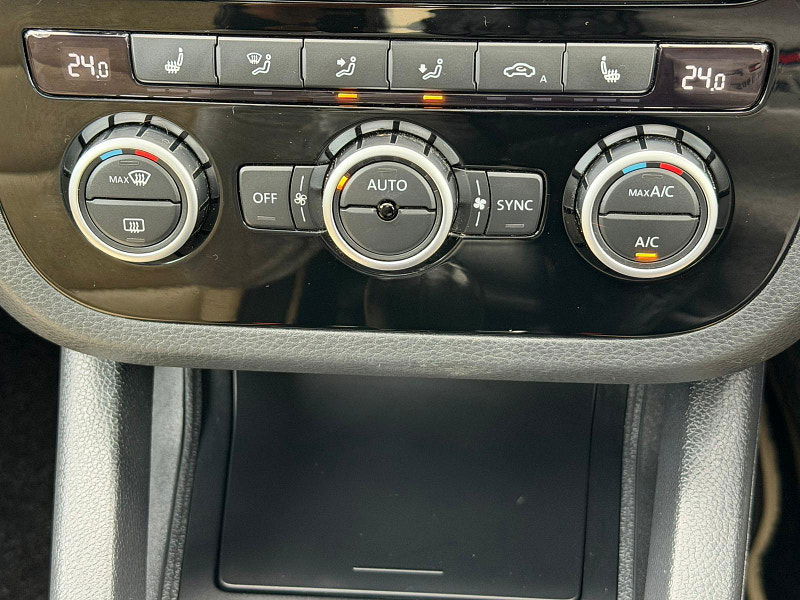 Volkswagen Eos 2.0 TDI BlueMotion Tech Exclusive Cabriolet Euro 5 (s/s) 2dr 2dr Manual 2025