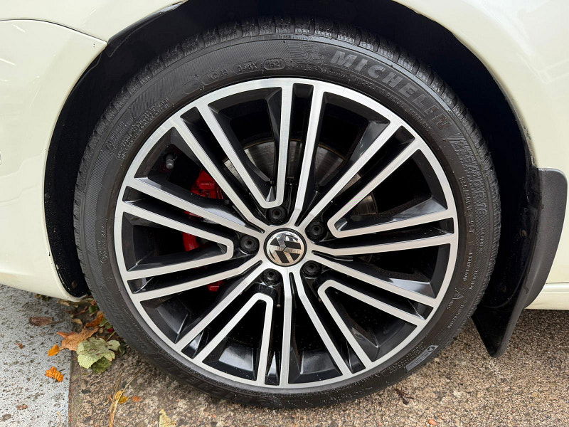 Volkswagen Eos 2.0 TDI BlueMotion Tech Exclusive Cabriolet Euro 5 (s/s) 2dr 2dr Manual 2025