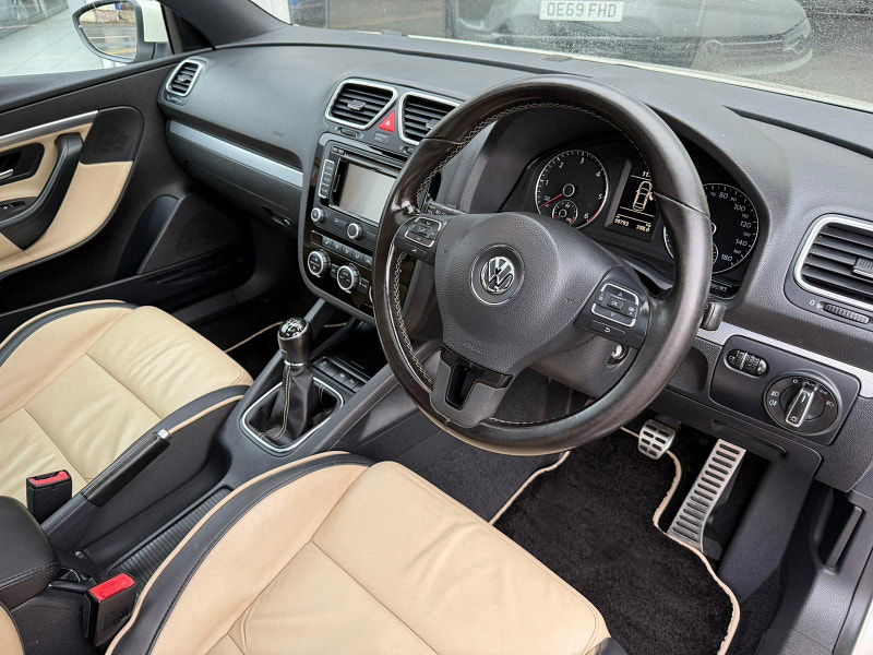 Volkswagen Eos 2.0 TDI BlueMotion Tech Exclusive Cabriolet Euro 5 (s/s) 2dr 2dr Manual 2025