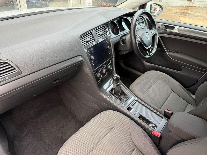 Volkswagen Golf 1.4 TSI SE Nav Euro 6 (s/s) 5dr 5dr Manual 2025