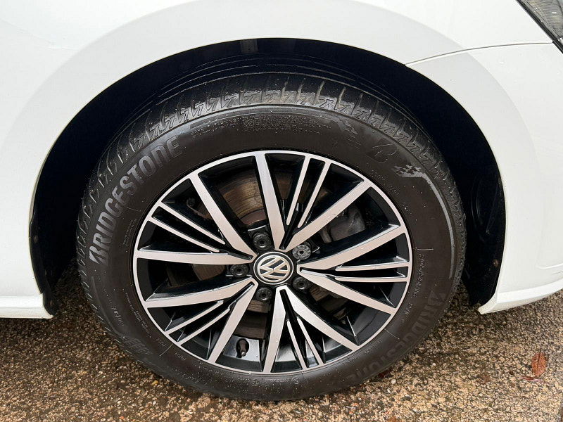 Volkswagen Golf 1.4 TSI SE Nav Euro 6 (s/s) 5dr 5dr Manual 2025