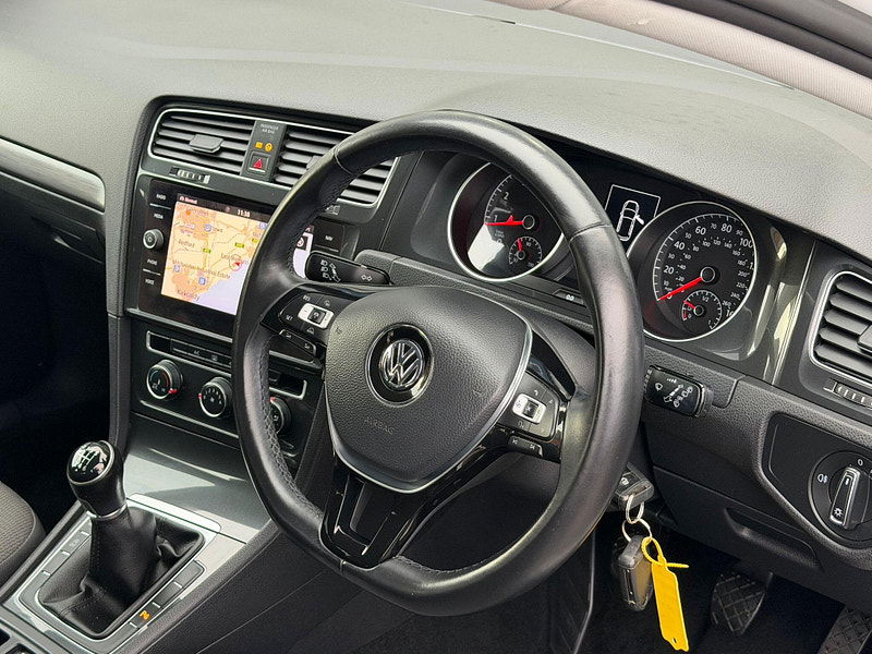 Volkswagen Golf 1.4 TSI SE Nav Euro 6 (s/s) 5dr 5dr Manual 2025