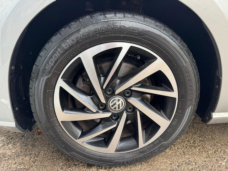 Volkswagen Golf 1.5 TSI EVO Match Euro 6 (s/s) 5dr 5dr Manual 2025