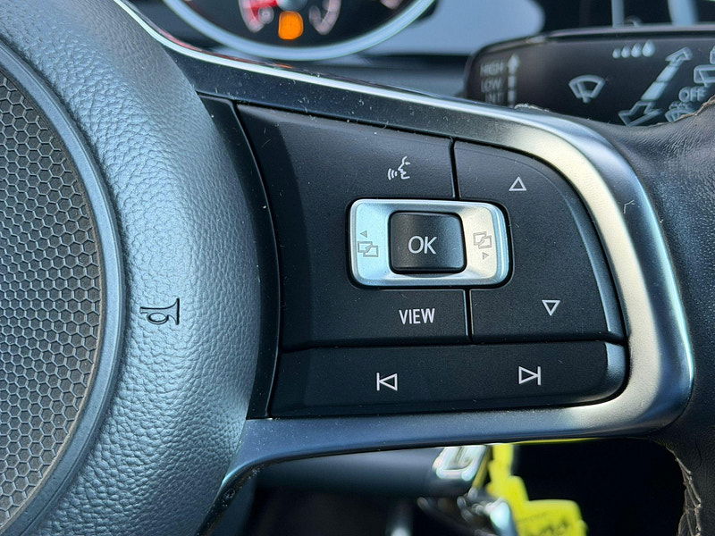 Volkswagen Golf 1.5 TSI EVO R-Line Euro 6 (s/s) 5dr 5dr Manual 2026