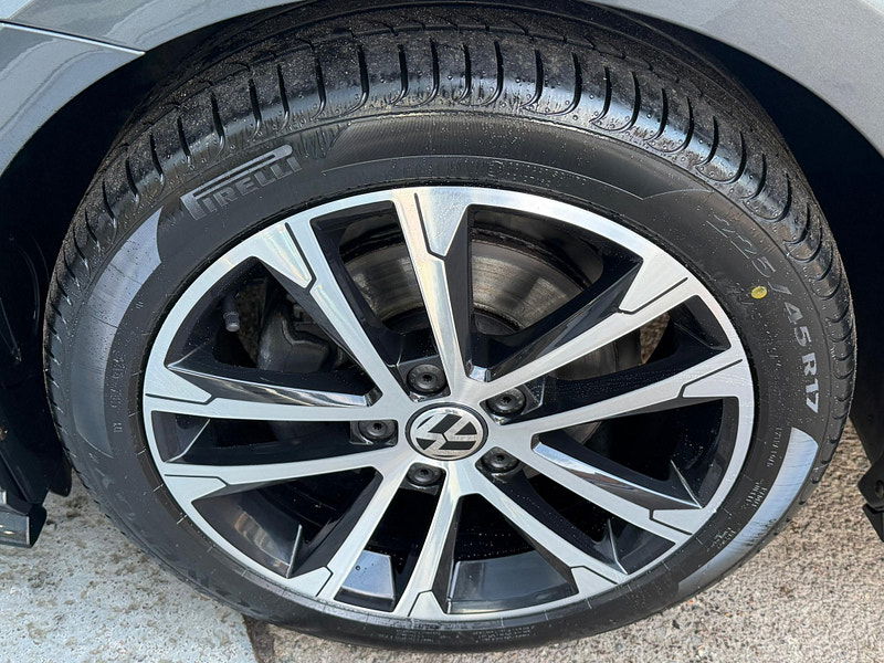 Volkswagen Golf 1.5 TSI EVO R-Line Euro 6 (s/s) 5dr 5dr Manual 2026