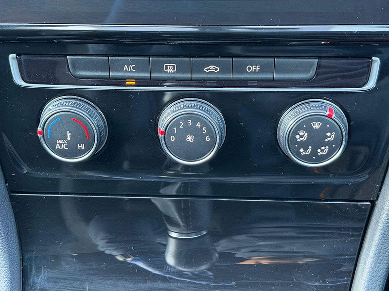 Volkswagen Golf 1.5 TSI EVO R-Line Euro 6 (s/s) 5dr 5dr Manual 2026