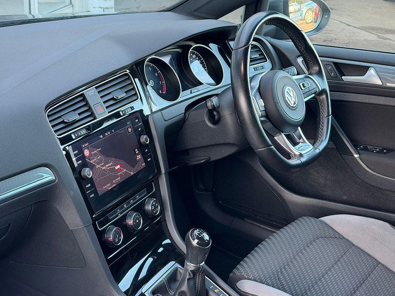 Volkswagen Golf 1.5 TSI EVO R-Line Euro 6 (s/s) 5dr 5dr Manual 2026