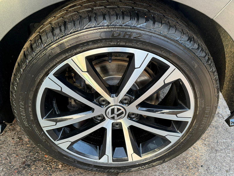 Volkswagen Golf 1.5 TSI EVO R-Line Euro 6 (s/s) 5dr 5dr Manual 2026