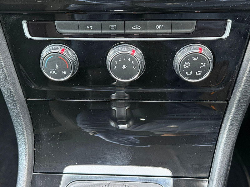 Volkswagen Golf 2.0 TDI BlueMotion Tech GT DSG Euro 5 (s/s) 5dr 5dr Automatic 2025