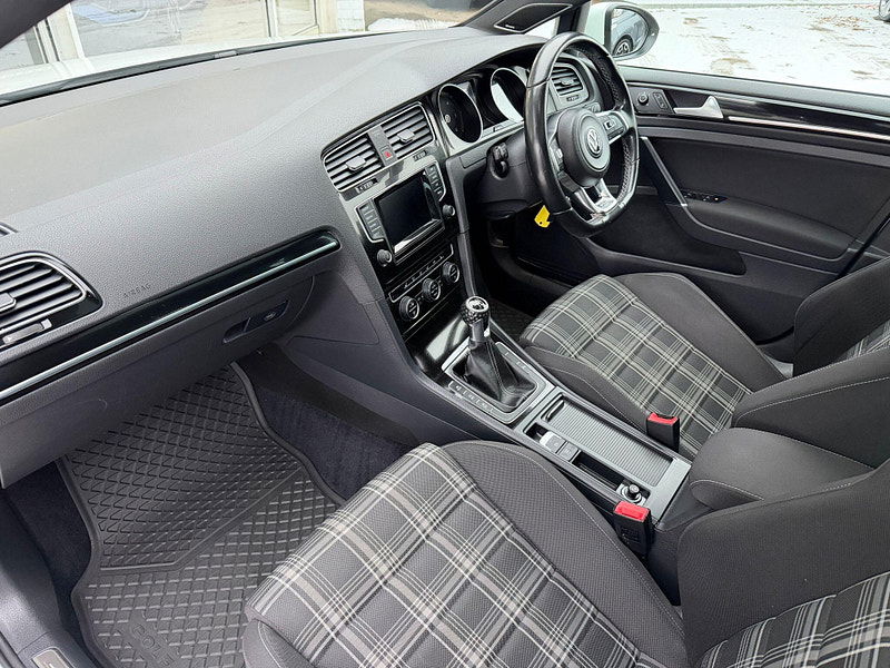 Volkswagen Golf 2.0 TDI BlueMotion Tech GTD Euro 6 (s/s) 5dr 5dr Manual 2026