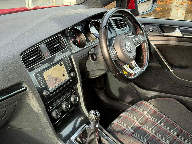 Volkswagen Golf 2.0 TSI BlueMotion Tech GTI Launch Euro 6 (s/s) 3dr 3dr Manual 2025