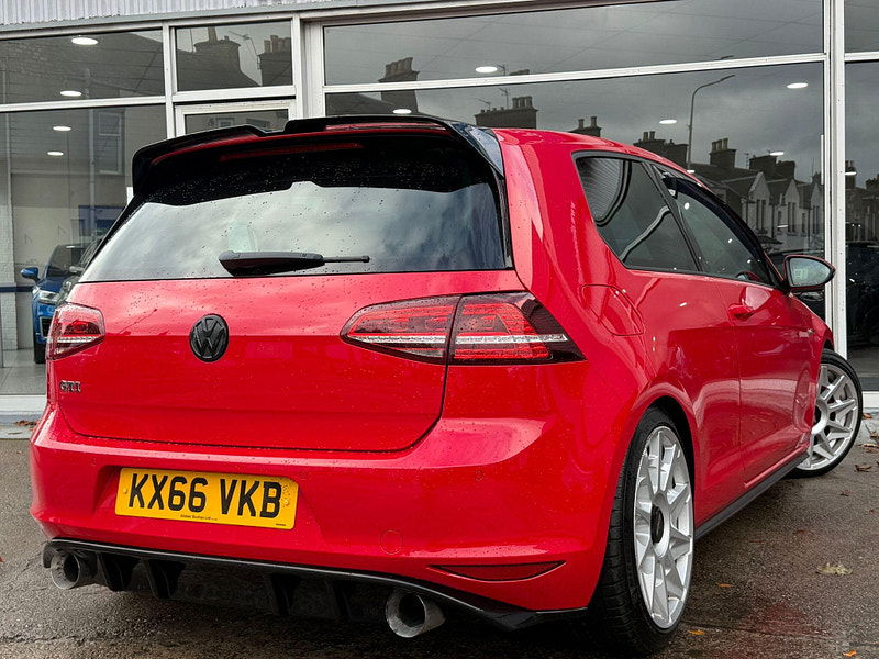 Volkswagen Golf 2.0 TSI BlueMotion Tech GTI Launch Euro 6 (s/s) 3dr 3dr Manual 2025