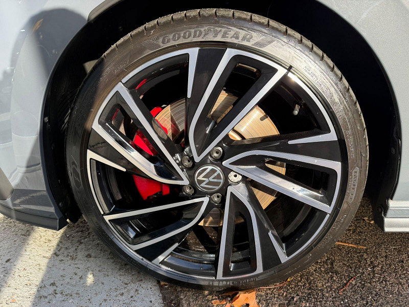 Volkswagen Golf 2.0 TSI GTI DSG Euro 6 (s/s) 5dr 5dr Automatic 2025