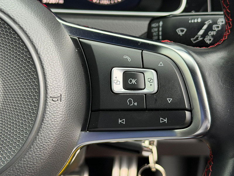 Volkswagen Golf 2.0 TSI GTI Performance Euro 6 (s/s) 5dr 5dr Manual 2025