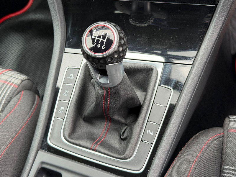 Volkswagen Golf 2.0 TSI GTI Performance Euro 6 (s/s) 5dr 5dr Manual 2025