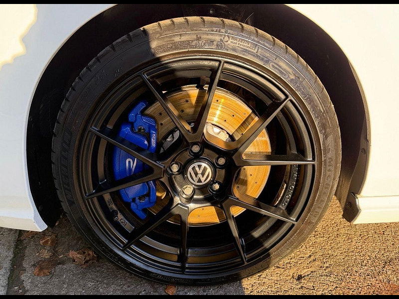 Volkswagen Golf 2.0 TSI R DSG 4Motion Euro 6 (s/s) 5dr 5dr Automatic 2026