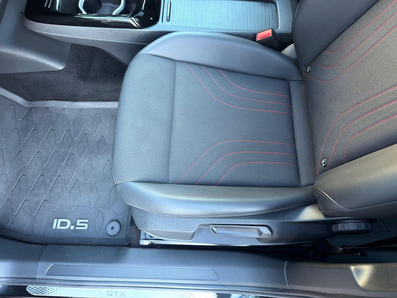 Volkswagen ID.5 GTX 77kWh Style Auto 4Motion 5dr 5dr Automatic 2026