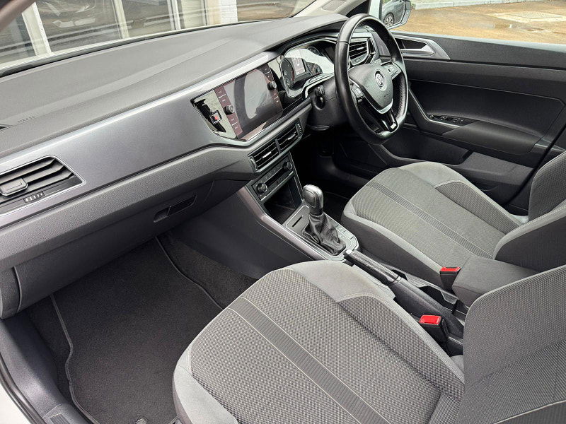Volkswagen Polo 1.0 TSI SEL DSG Euro 6 (s/s) 5dr 5dr Automatic 2025
