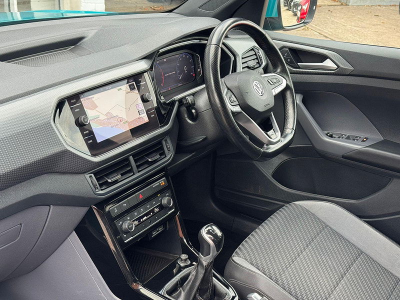 Volkswagen T-Cross 1.0 TSI R-Line Euro 6 (s/s) 5dr 5dr Manual 2025