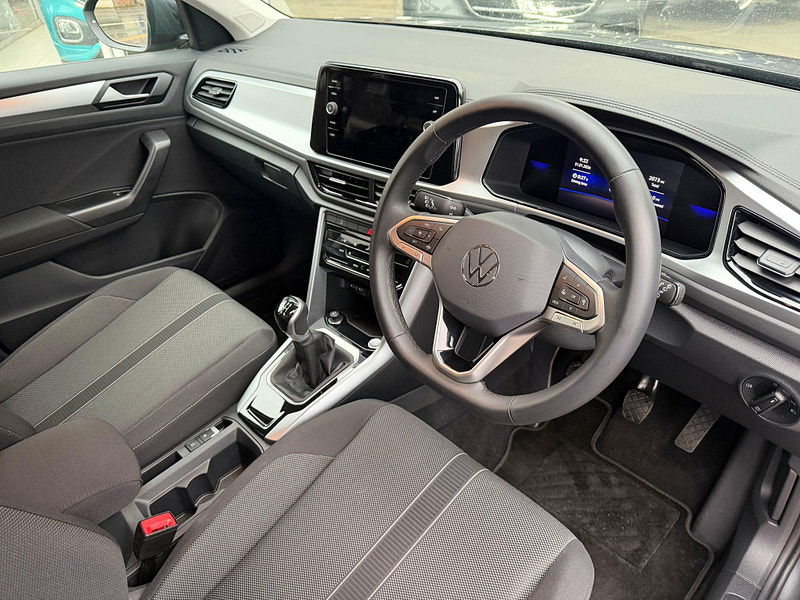 Volkswagen T-Roc 1.0 TSI Match Euro 6 (s/s) 5dr 5dr Manual 2026