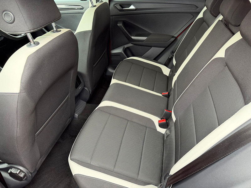 Volkswagen T-Roc 2.0 TSI SEL DSG 4Motion Euro 6 (s/s) 5dr 5dr Automatic 2026